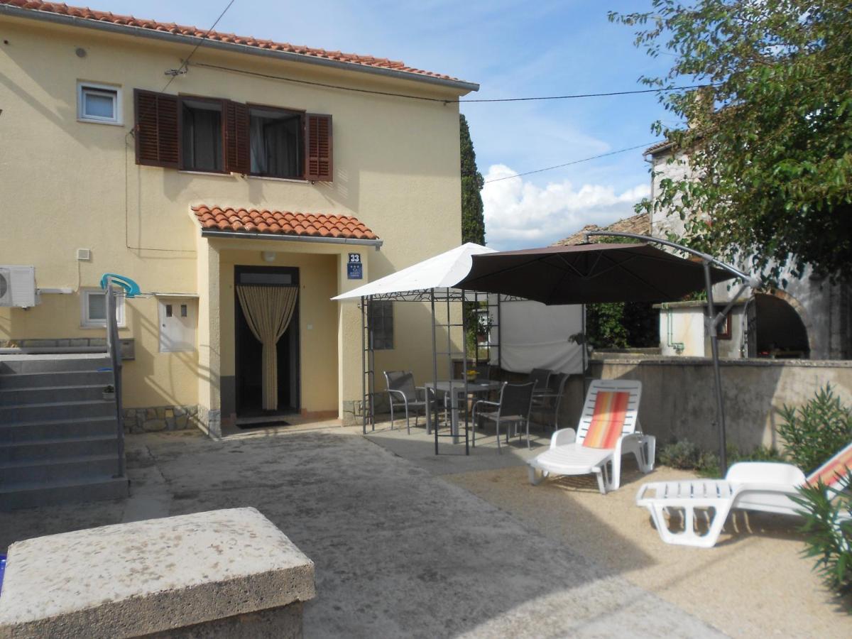 Holiday Home Mery Malinska Dış mekan fotoğraf