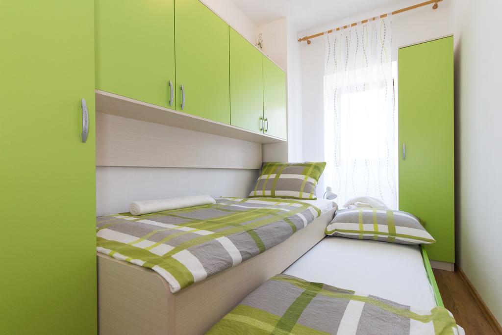 Holiday Home Mery Malinska Dış mekan fotoğraf