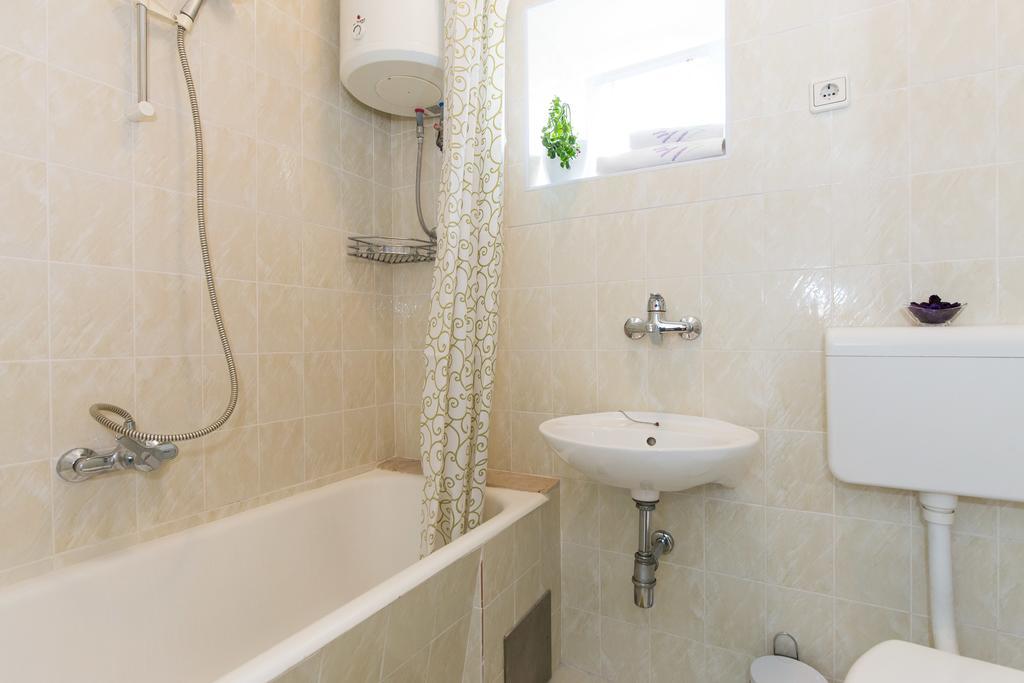Holiday Home Mery Malinska Dış mekan fotoğraf
