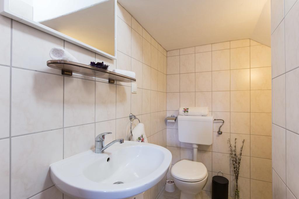 Holiday Home Mery Malinska Dış mekan fotoğraf